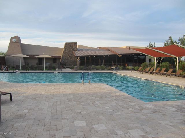 2630 E GILLCREST Road, Gilbert, AZ 85298