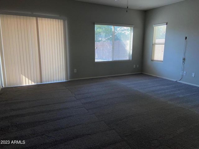 2630 E GILLCREST Road, Gilbert, AZ 85298