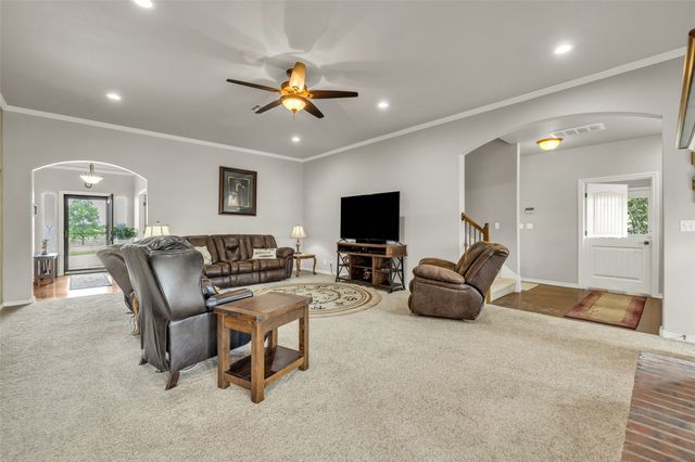 3594 E 181st Street N, Skiatook, OK 74070