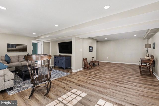 11214 STONEBROOK DR, Manassas, VA 20112