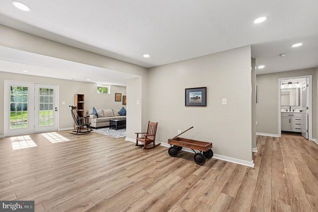 11214 STONEBROOK DR, Manassas, VA 20112