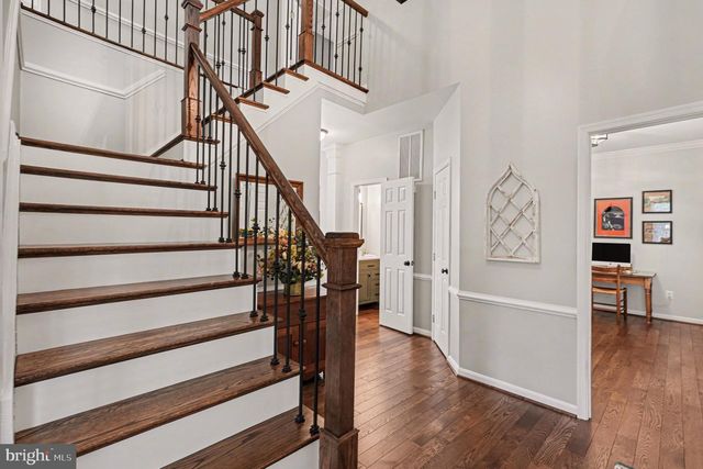 11214 STONEBROOK DR, Manassas, VA 20112
