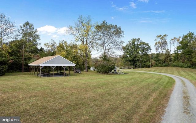 11214 STONEBROOK DR, Manassas, VA 20112