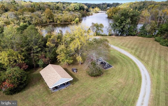 11214 STONEBROOK DR, Manassas, VA 20112