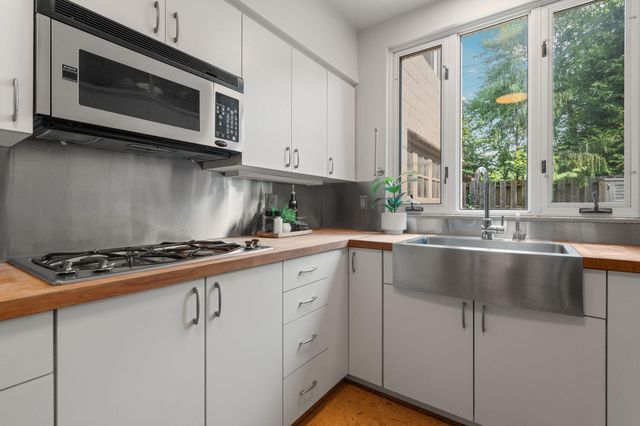 515 Oswego Street, Ann Arbor, MI 48104