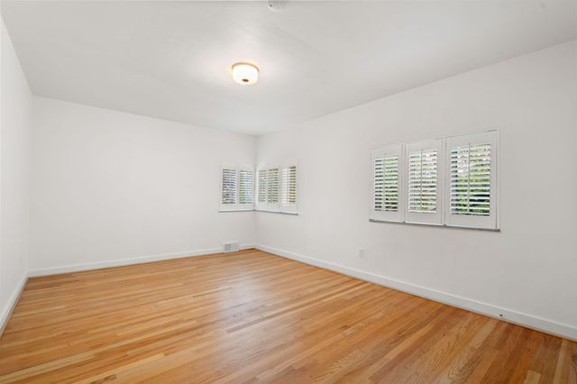 515 Oswego Street, Ann Arbor, MI 48104