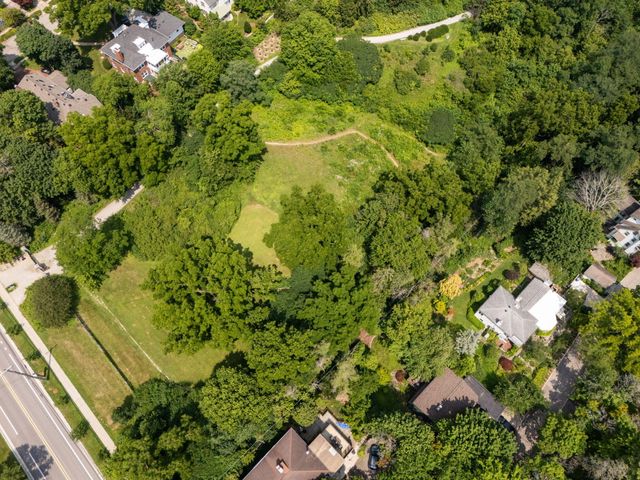 515 Oswego Street, Ann Arbor, MI 48104