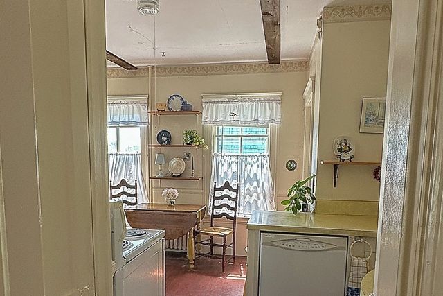 169 Whitmarsh Ave, Worcester, MA 01606