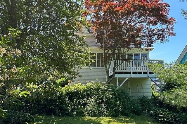 169 Whitmarsh Ave, Worcester, MA 01606