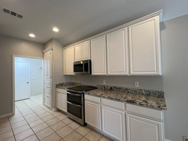 10204 Star Fish Street, Fort Worth, TX 76244