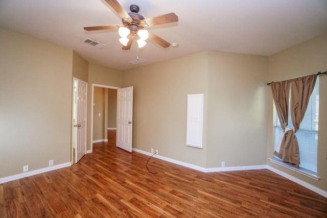 10204 Star Fish Street, Fort Worth, TX 76244