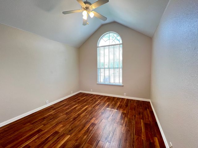 10204 Star Fish Street, Fort Worth, TX 76244