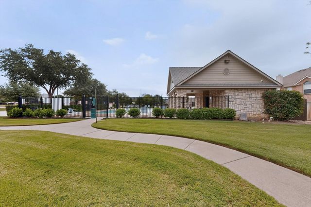 10204 Star Fish Street, Fort Worth, TX 76244