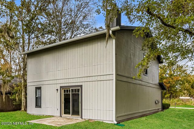2607 SANDY HOLLOW Drive, Middleburg, FL 32068