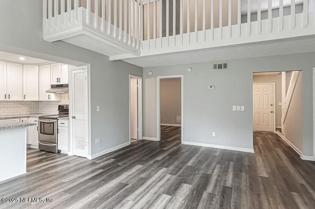 2607 SANDY HOLLOW Drive, Middleburg, FL 32068