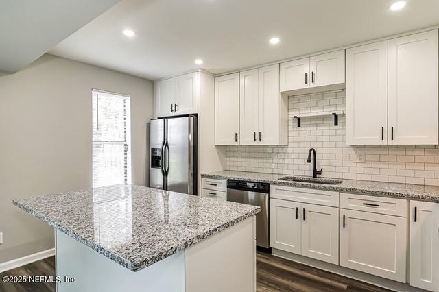 2607 SANDY HOLLOW Drive, Middleburg, FL 32068