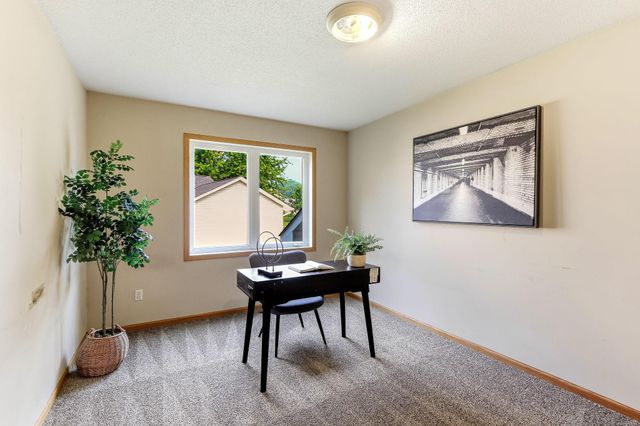 8181 Ravenrock Road, Rockford, MN 55373