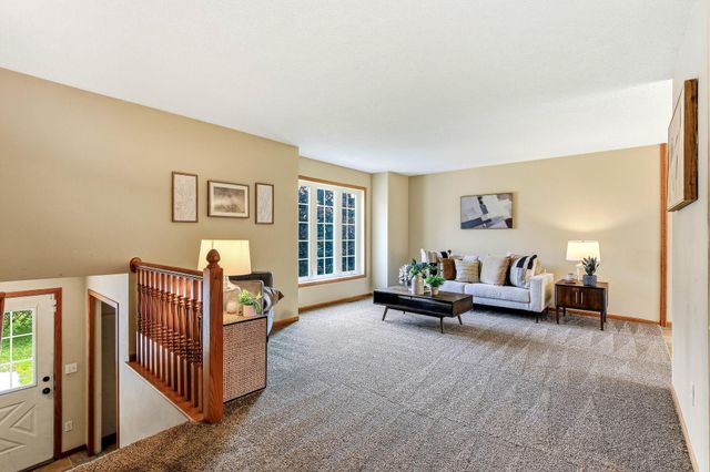 8181 Ravenrock Road, Rockford, MN 55373