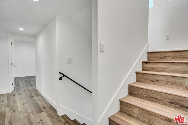 2419 S Cochran Avenue, Los Angeles, CA 90016