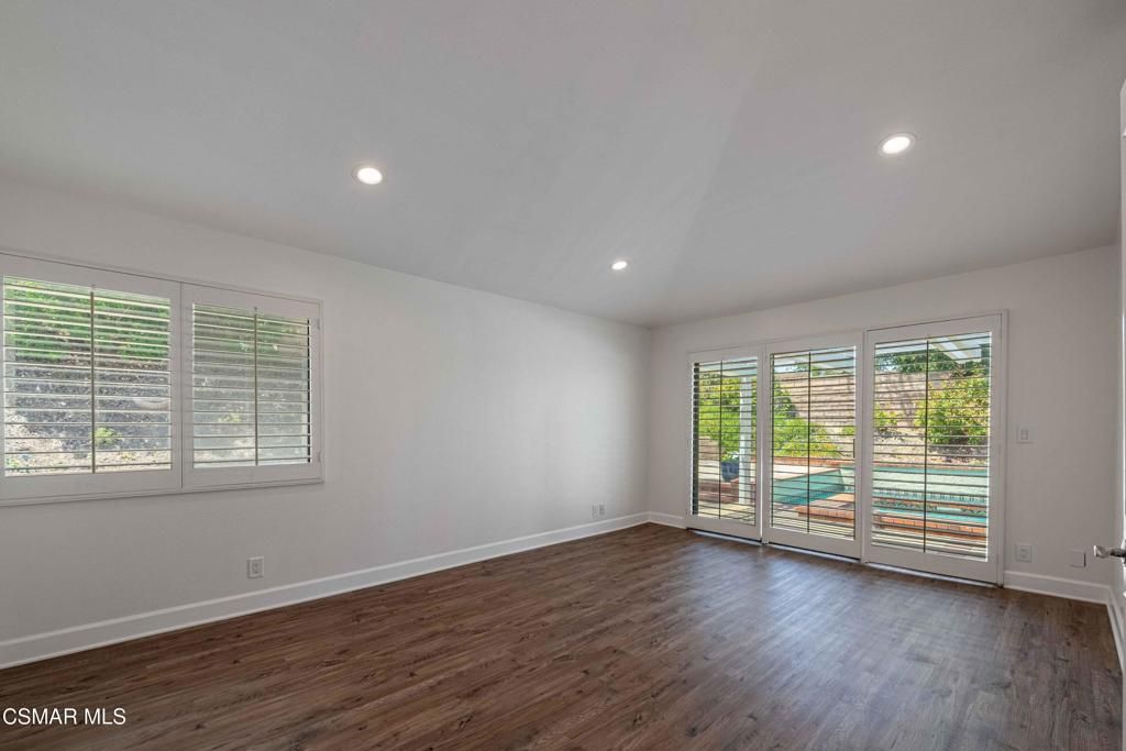Image 19 of property listing at 27555 Freetown Lane, Agoura Hills, CA 91301