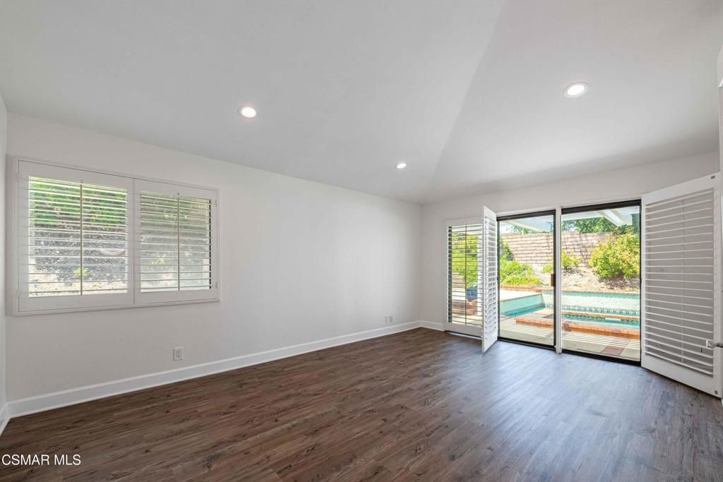 Image 20 of property listing at 27555 Freetown Lane, Agoura Hills, CA 91301