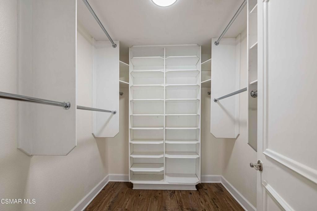 Image 22 of property listing at 27555 Freetown Lane, Agoura Hills, CA 91301