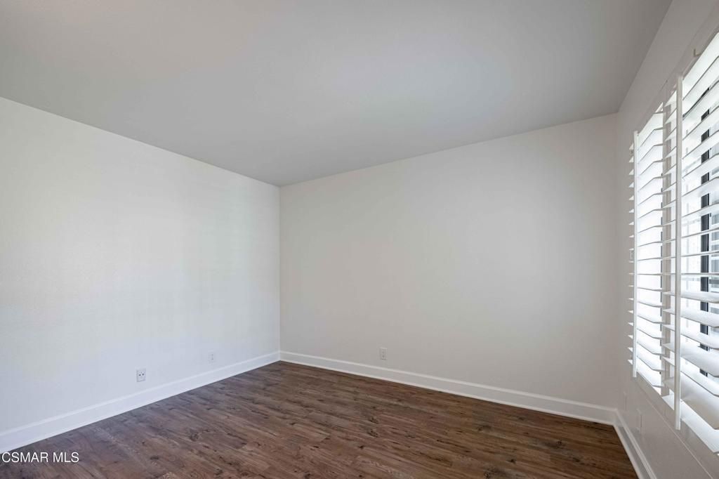 Image 26 of property listing at 27555 Freetown Lane, Agoura Hills, CA 91301