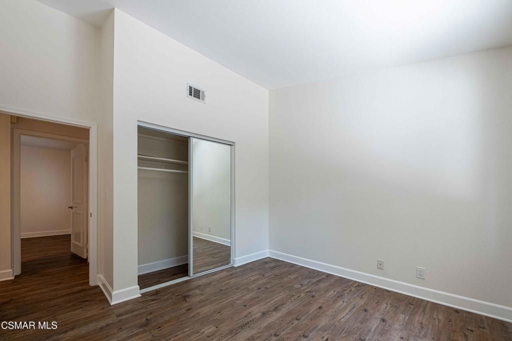 Image 28 of property listing at 27555 Freetown Lane, Agoura Hills, CA 91301