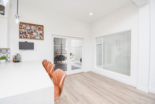 624 N Eldridge Parkway 12, Houston, TX 77079