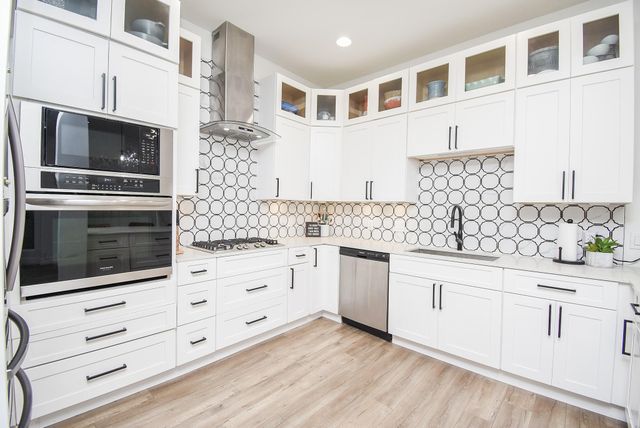 624 N Eldridge Parkway 12, Houston, TX 77079