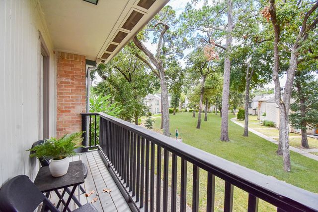 624 N Eldridge Parkway 12, Houston, TX 77079