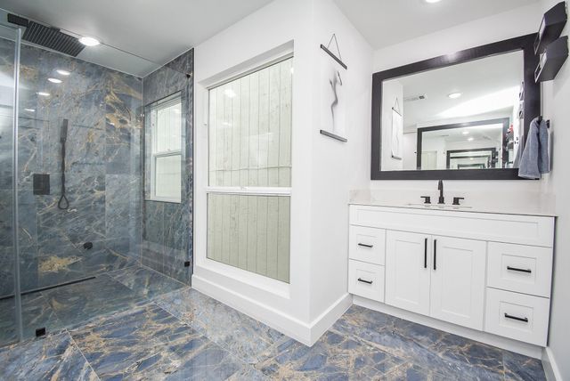 624 N Eldridge Parkway 12, Houston, TX 77079