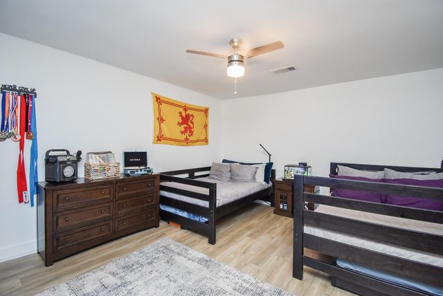 624 N Eldridge Parkway 12, Houston, TX 77079