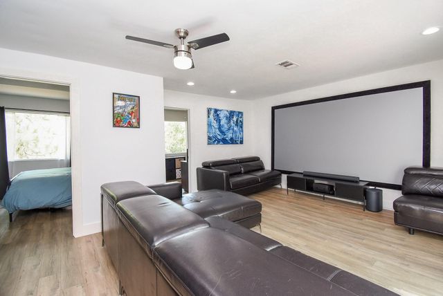 624 N Eldridge Parkway 12, Houston, TX 77079