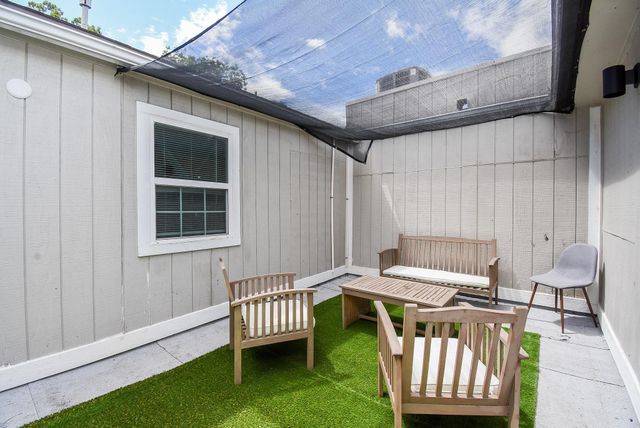 624 N Eldridge Parkway 12, Houston, TX 77079