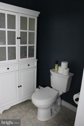 905 CAPITAL ST, Harrisburg, PA 17102