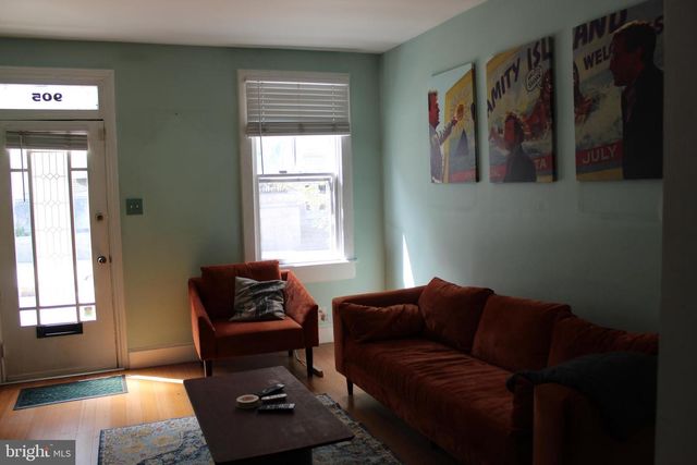 905 CAPITAL ST, Harrisburg, PA 17102