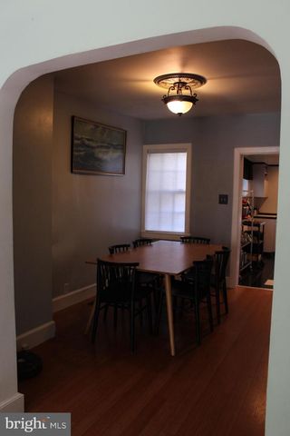 905 CAPITAL ST, Harrisburg, PA 17102