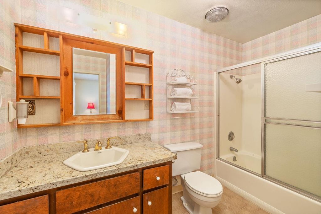 Image 25 of property listing at 54481 Pinchot Drive, North Fork, CA 93643