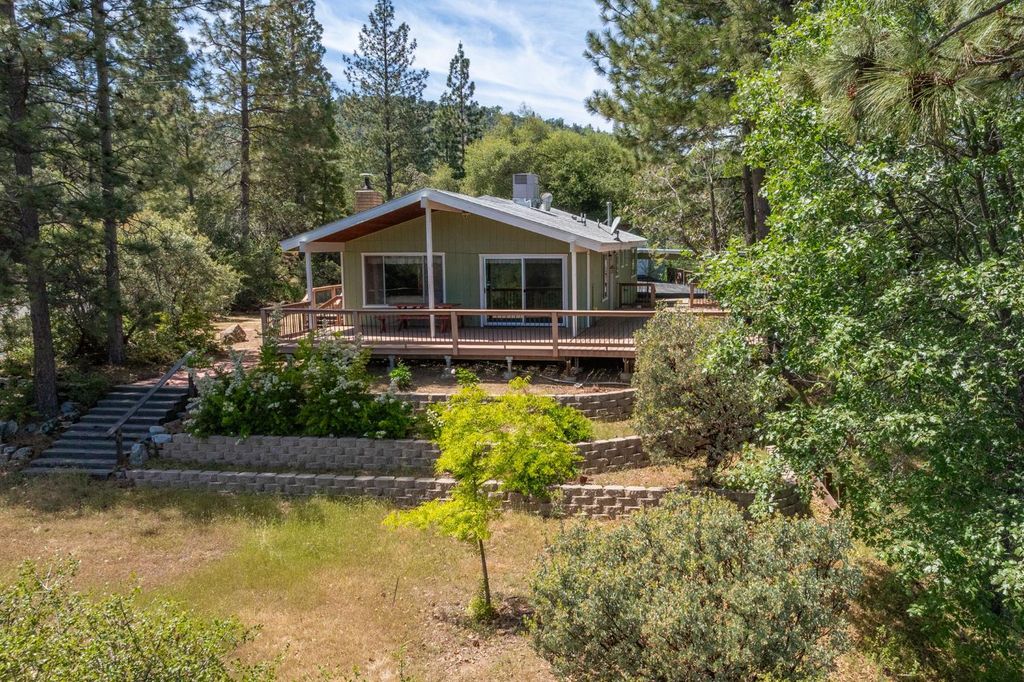 Image 3 of property listing at 54481 Pinchot Drive, North Fork, CA 93643