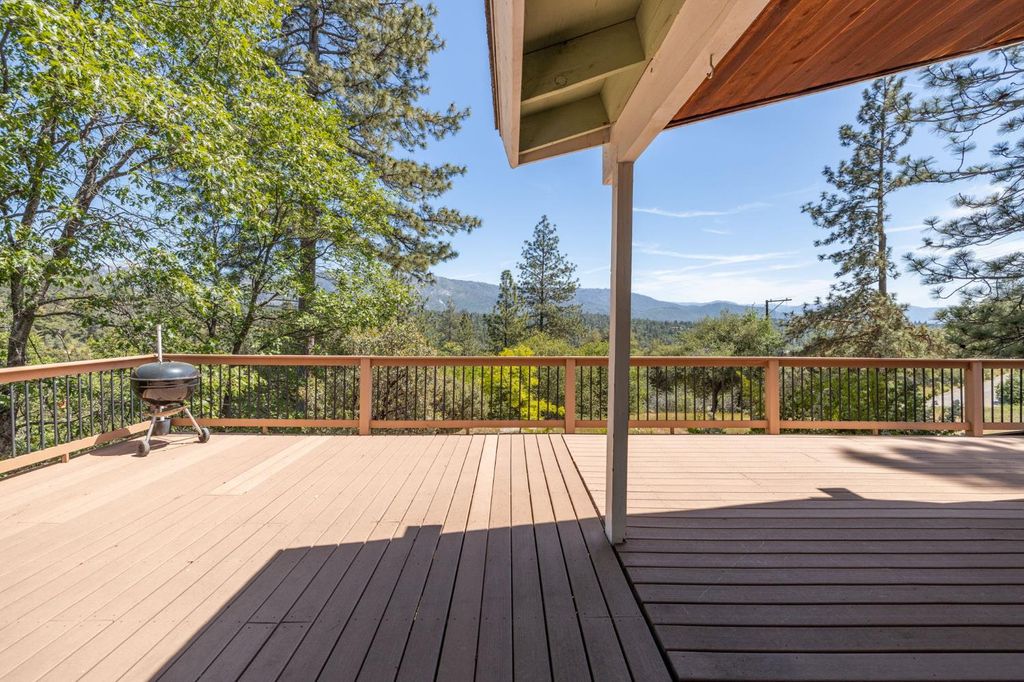 Image 40 of property listing at 54481 Pinchot Drive, North Fork, CA 93643