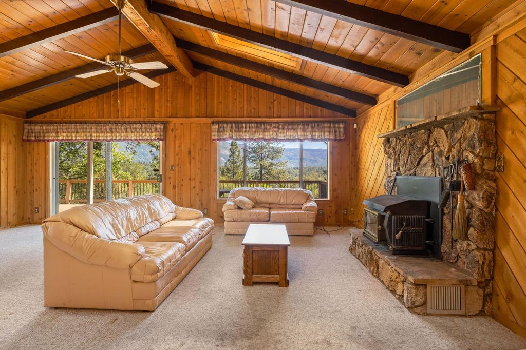 Image 7 of property listing at 54481 Pinchot Drive, North Fork, CA 93643