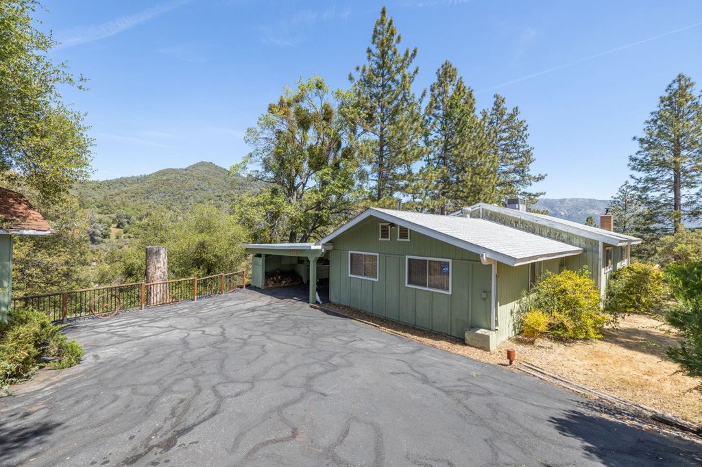 Image 81 of property listing at 54481 Pinchot Drive, North Fork, CA 93643