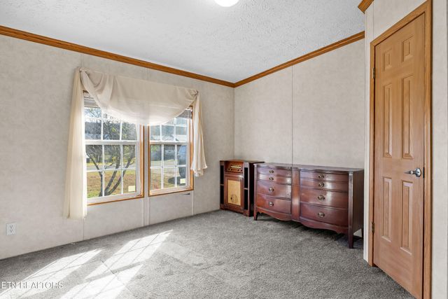 100 Second St, Rockwood, TN 37854