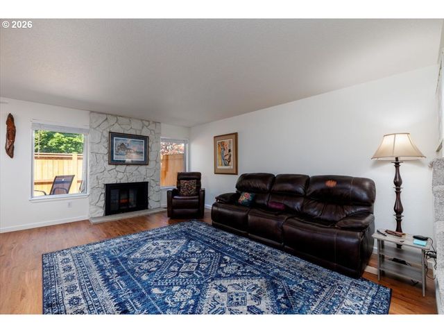 9124 Sw WILSHIRE St, Portland, OR 97225