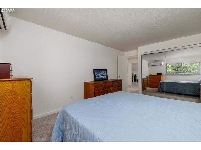 9124 Sw WILSHIRE St, Portland, OR 97225