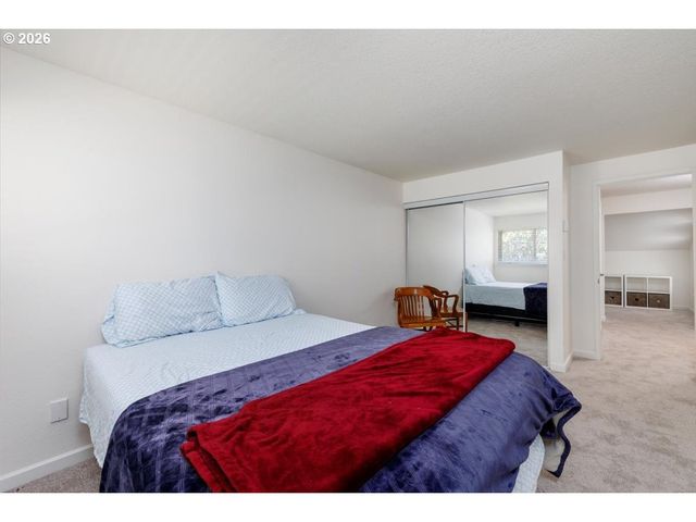 9124 Sw WILSHIRE St, Portland, OR 97225