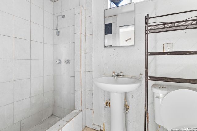 508 E Edmonds Ave, San Antonio, TX 78214