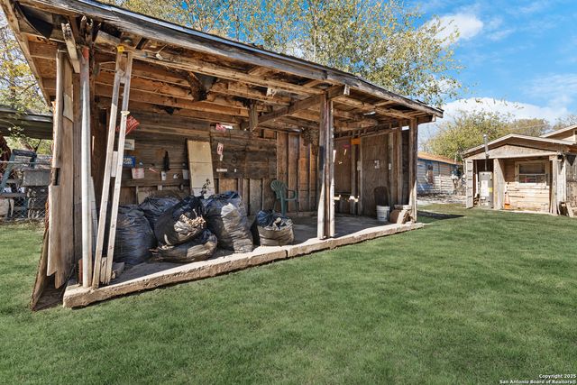 508 E Edmonds Ave, San Antonio, TX 78214