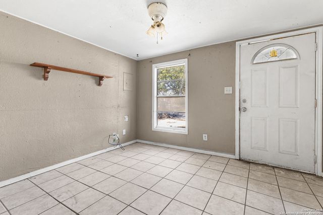 508 E Edmonds Ave, San Antonio, TX 78214